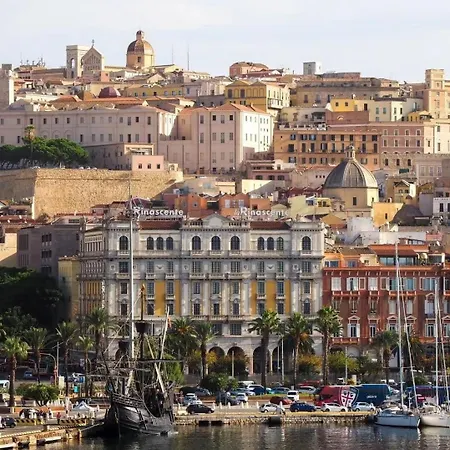 Rum i privatbostad Bellissima Bagno Privato Piazza Galilei Cagliari